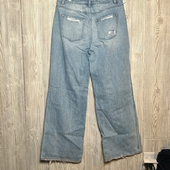Women’s Flying Monkey High Rise Wide Leg Light wash Distressed Jeans Size 30 - Picture 5 of 7